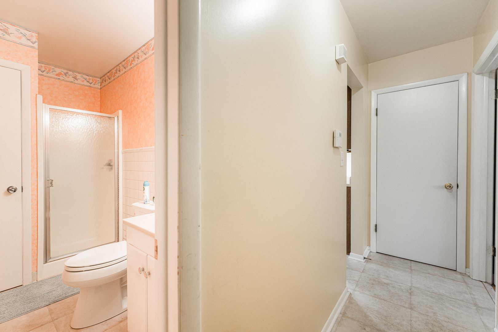 533 W Moreland Avenue