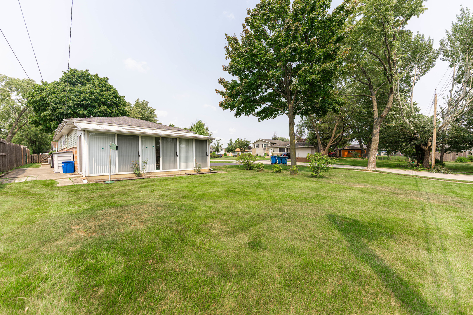 533 W Moreland Avenue