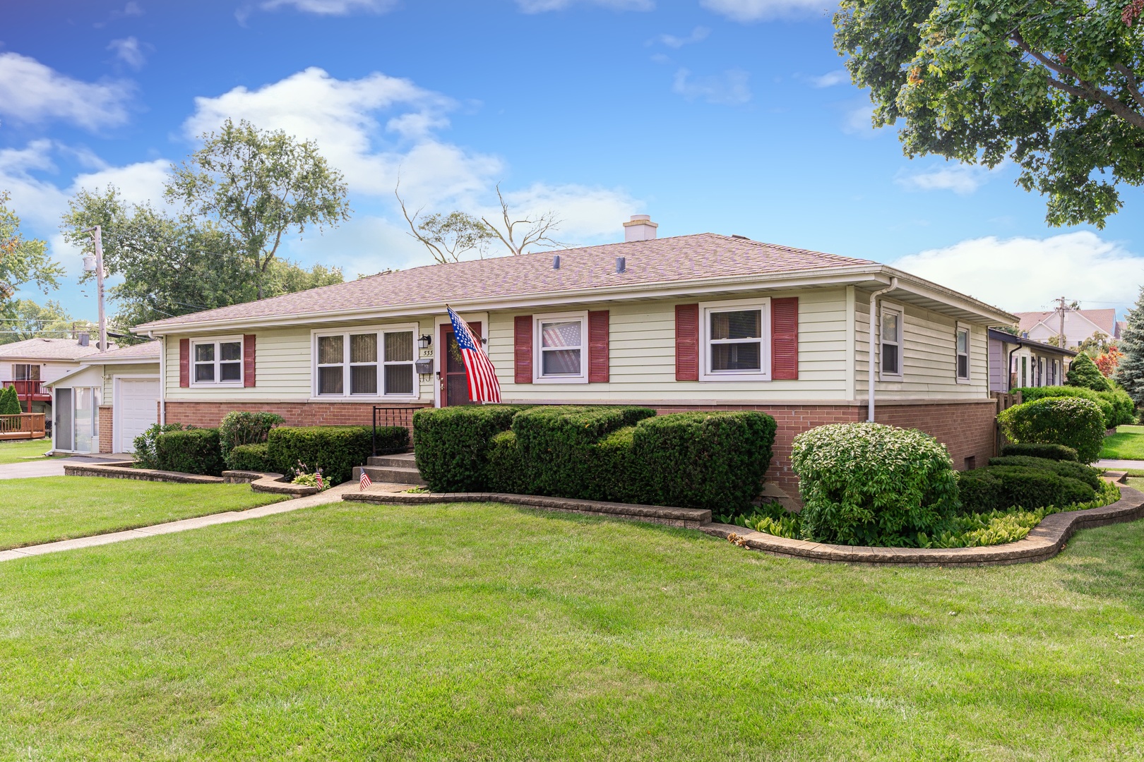 533 W Moreland Avenue