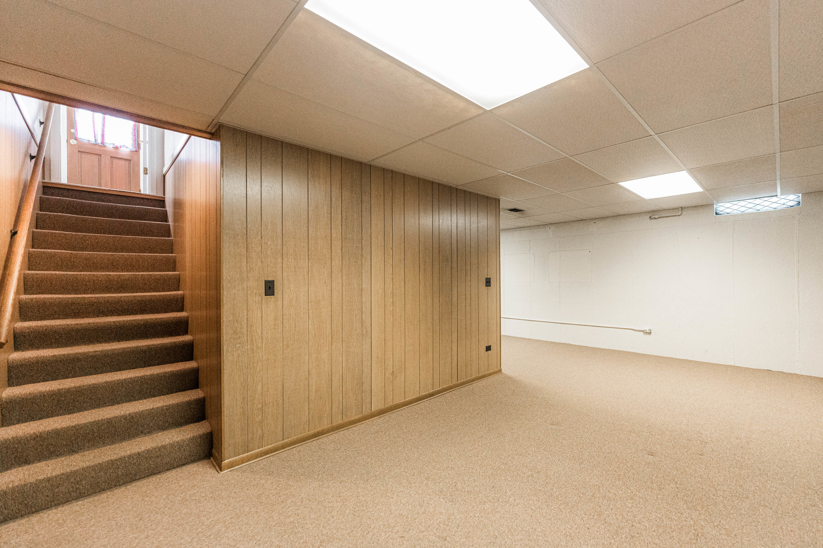 533 W Moreland Avenue