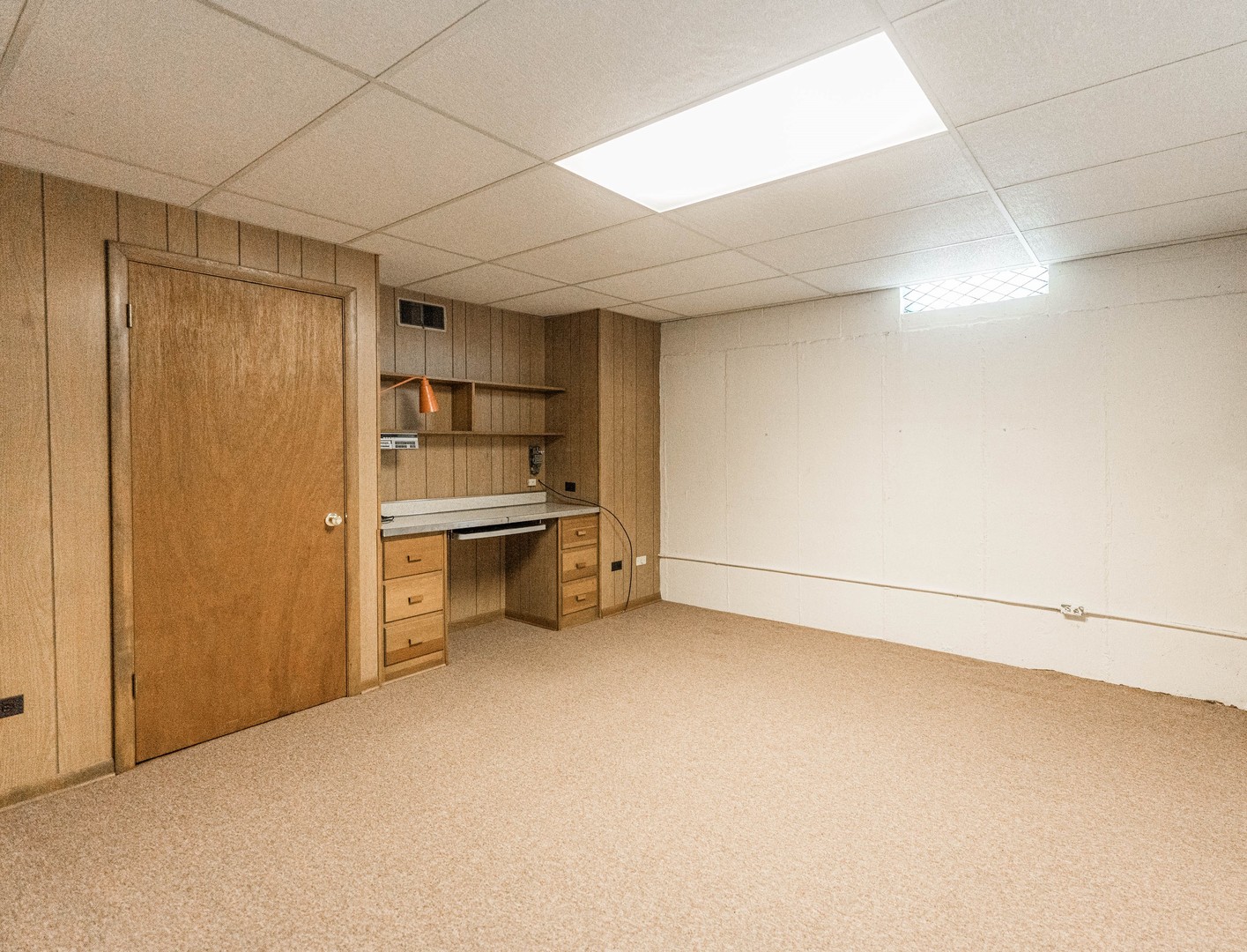 533 W Moreland Avenue