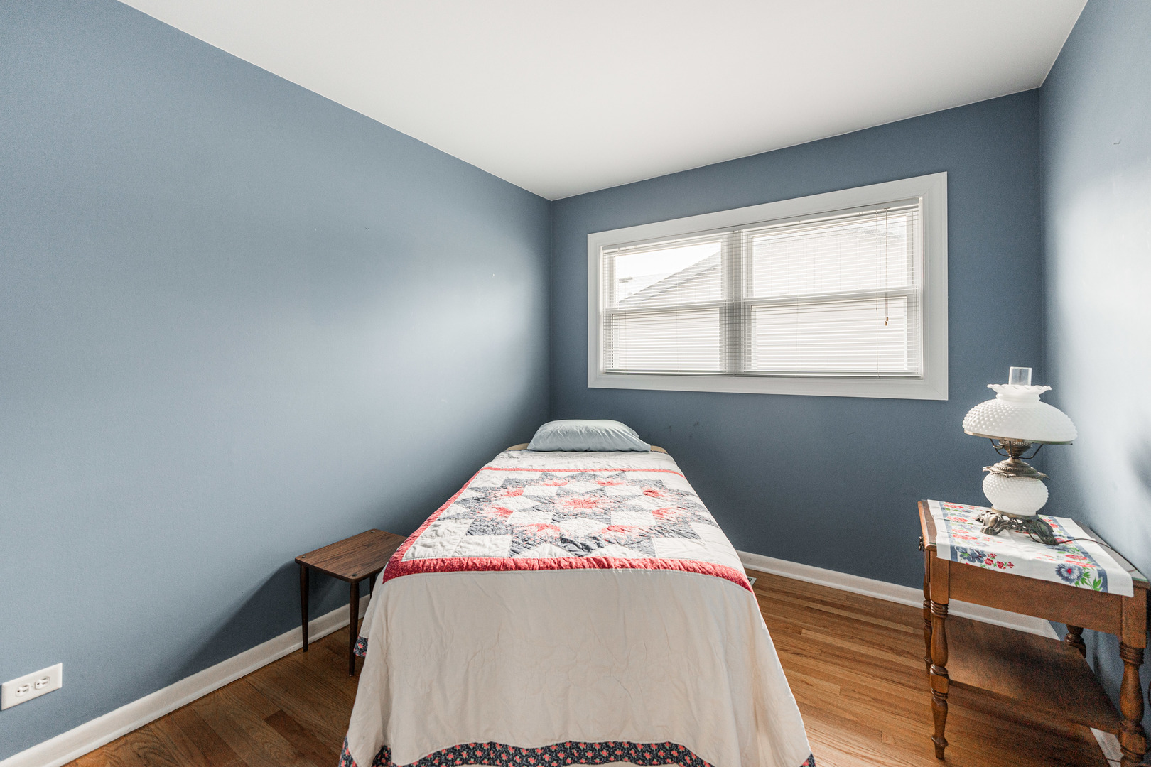 533 W Moreland Avenue