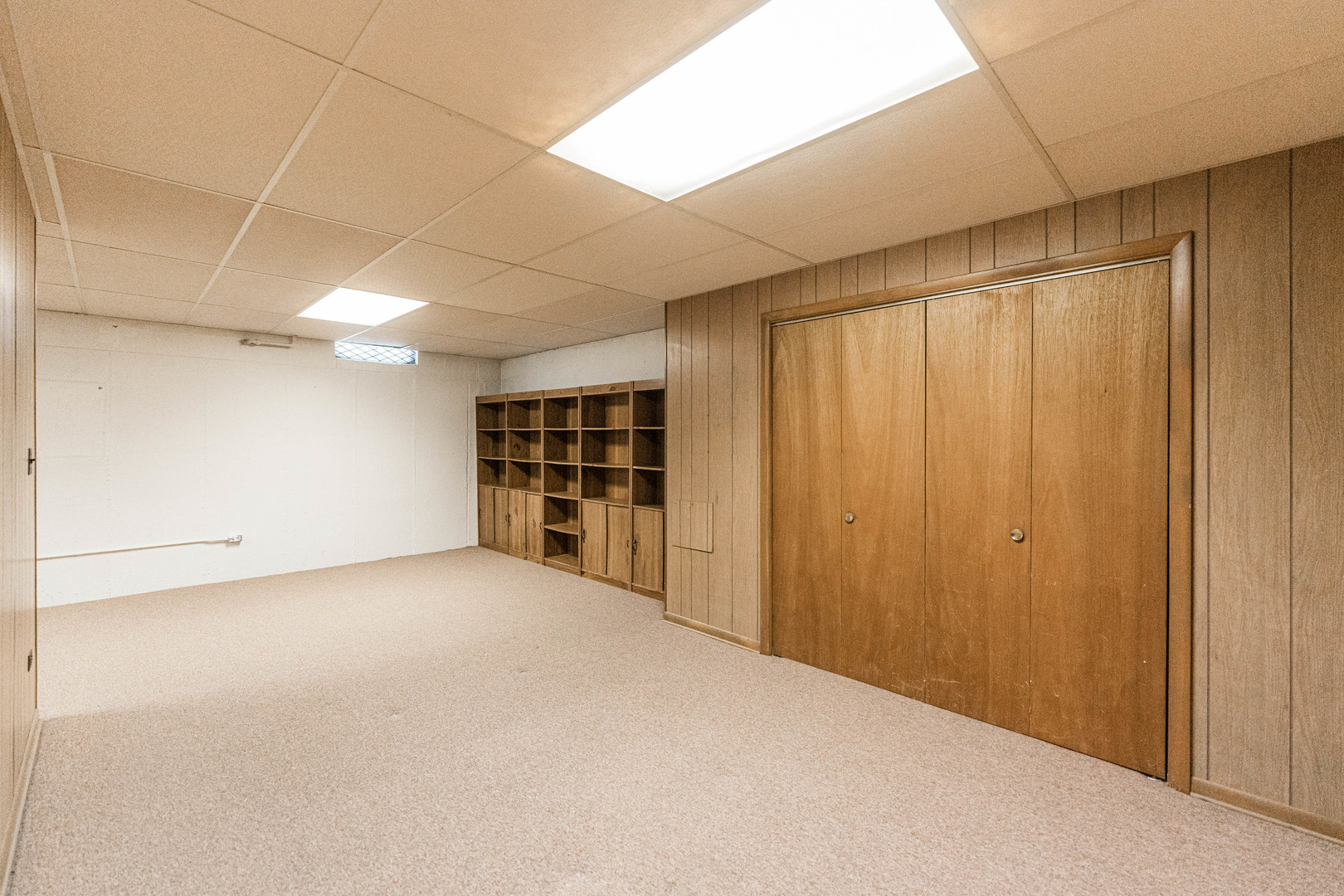 533 W Moreland Avenue