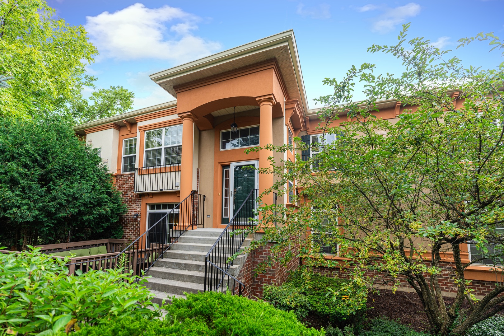 345 Montabello
