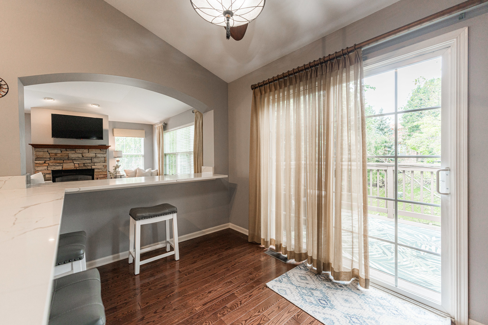 345 Montabello