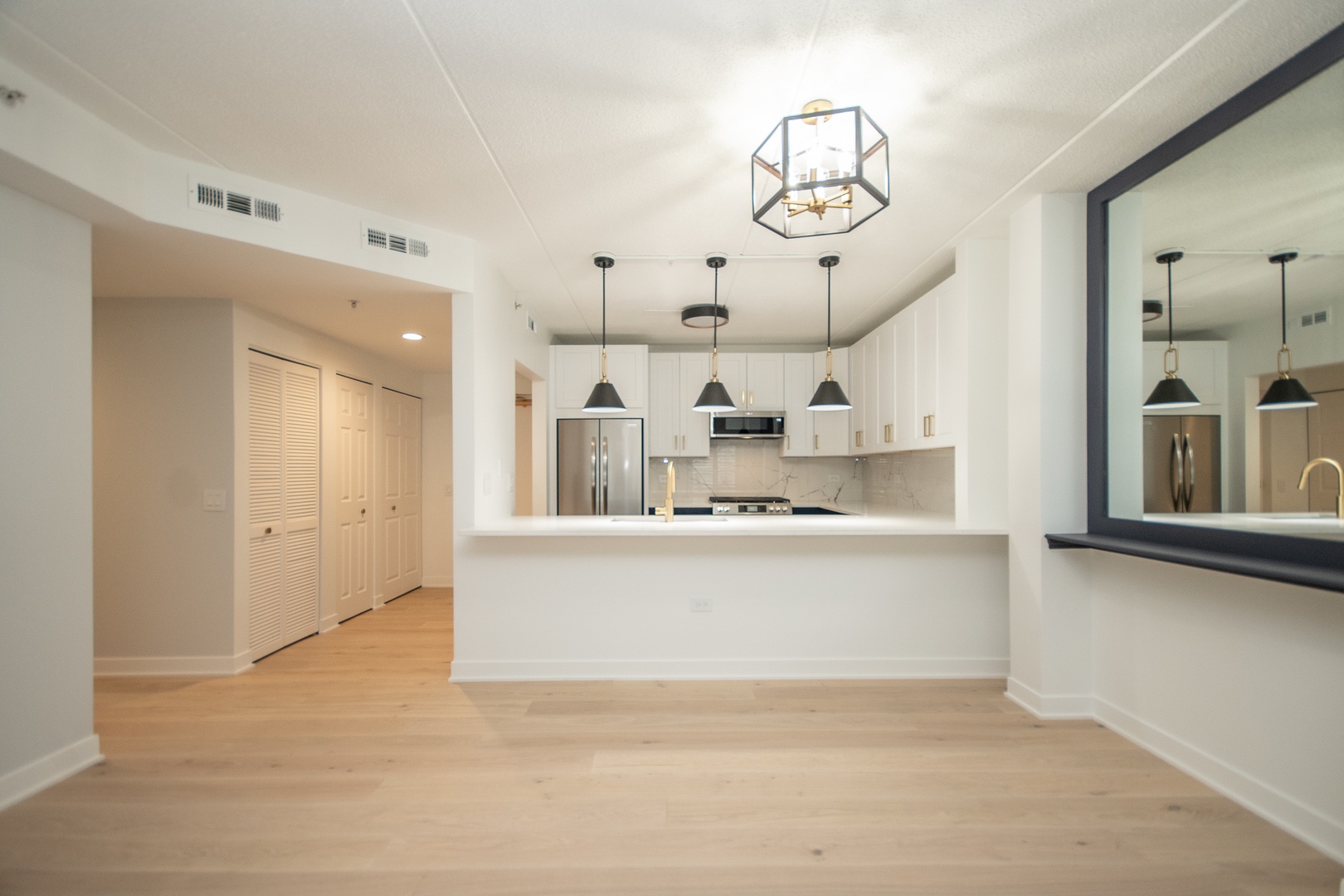 210 N Addison Avenue Unit: 205