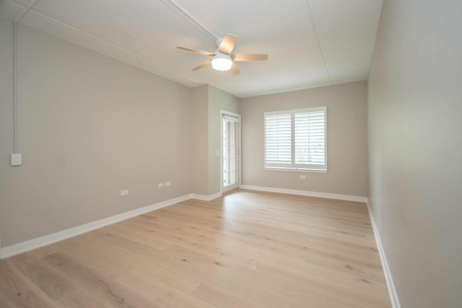 210 N Addison Avenue Unit: 205