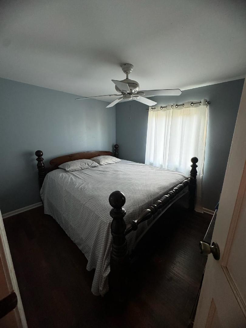 5137 Aldersyde Road