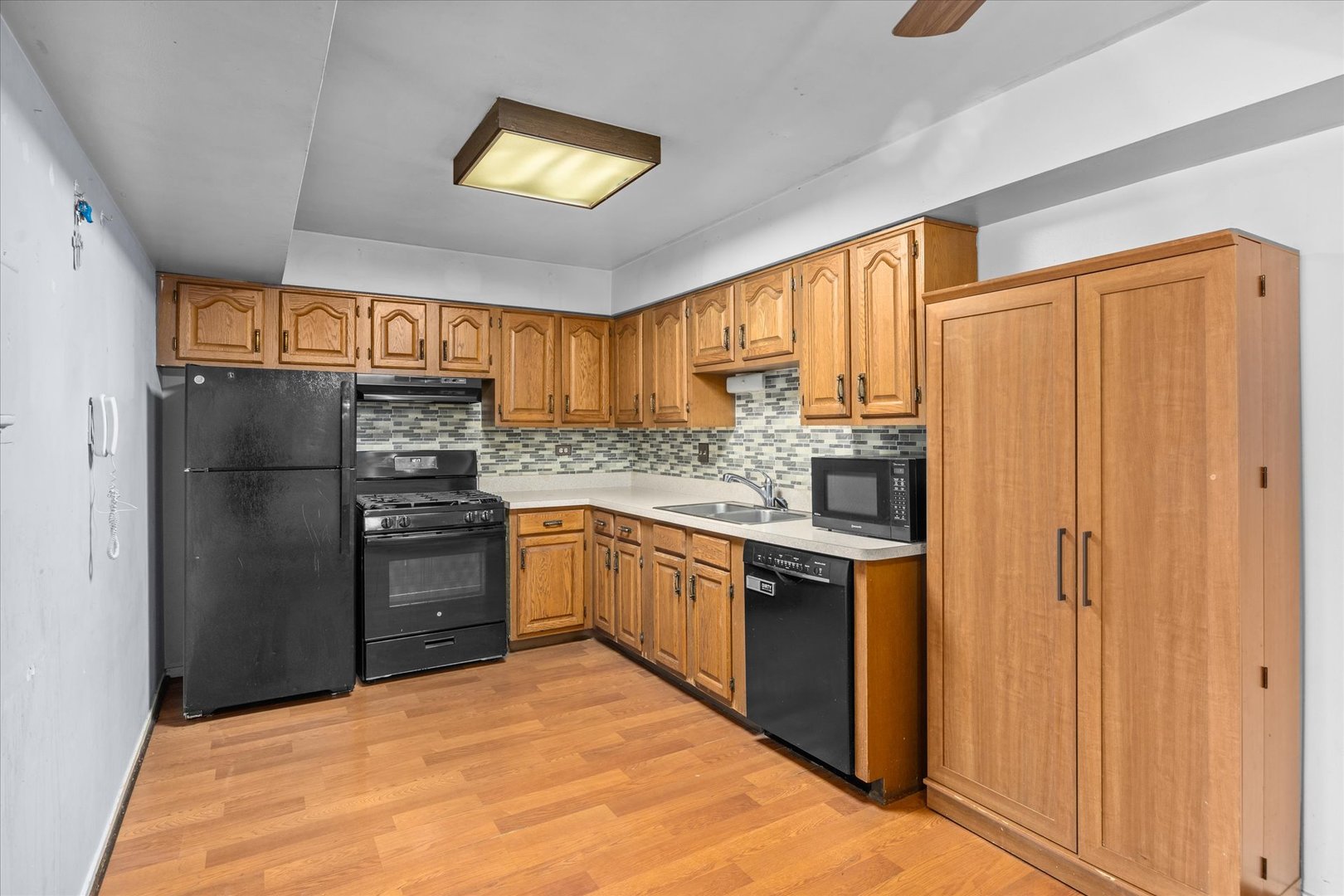 733 Limerick Lane Unit: 1C