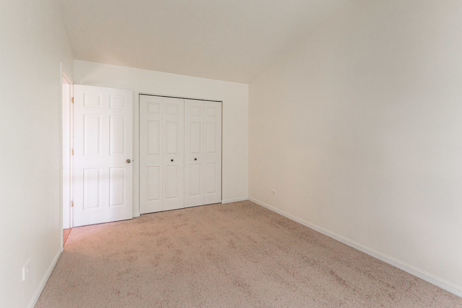 1162 Robin Drive