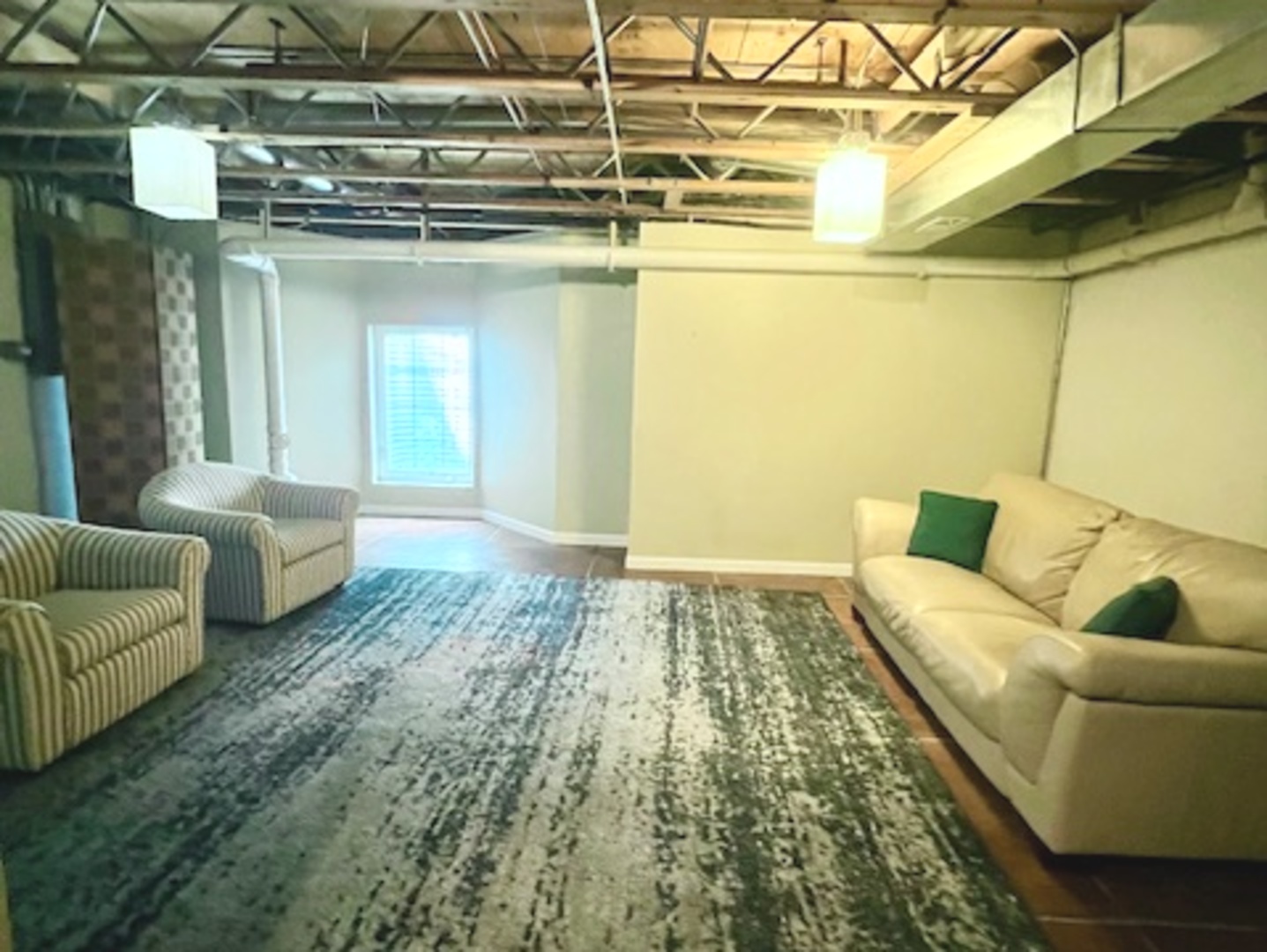 313 Bradbury Lane