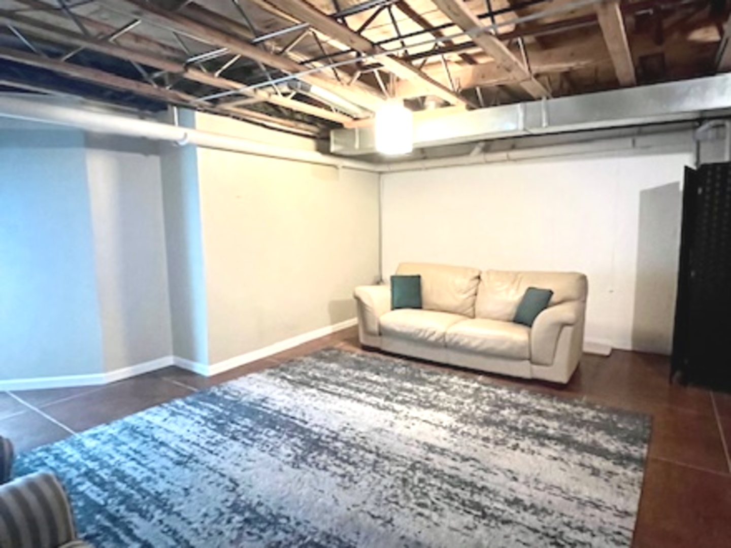 313 Bradbury Lane
