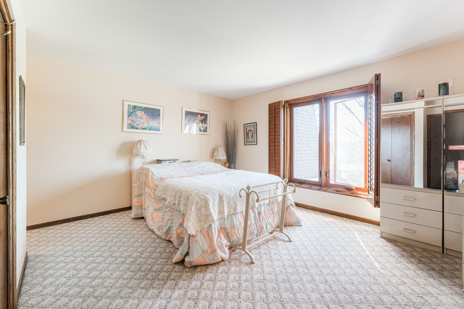 129 S Spruce Avenue Unit: 403