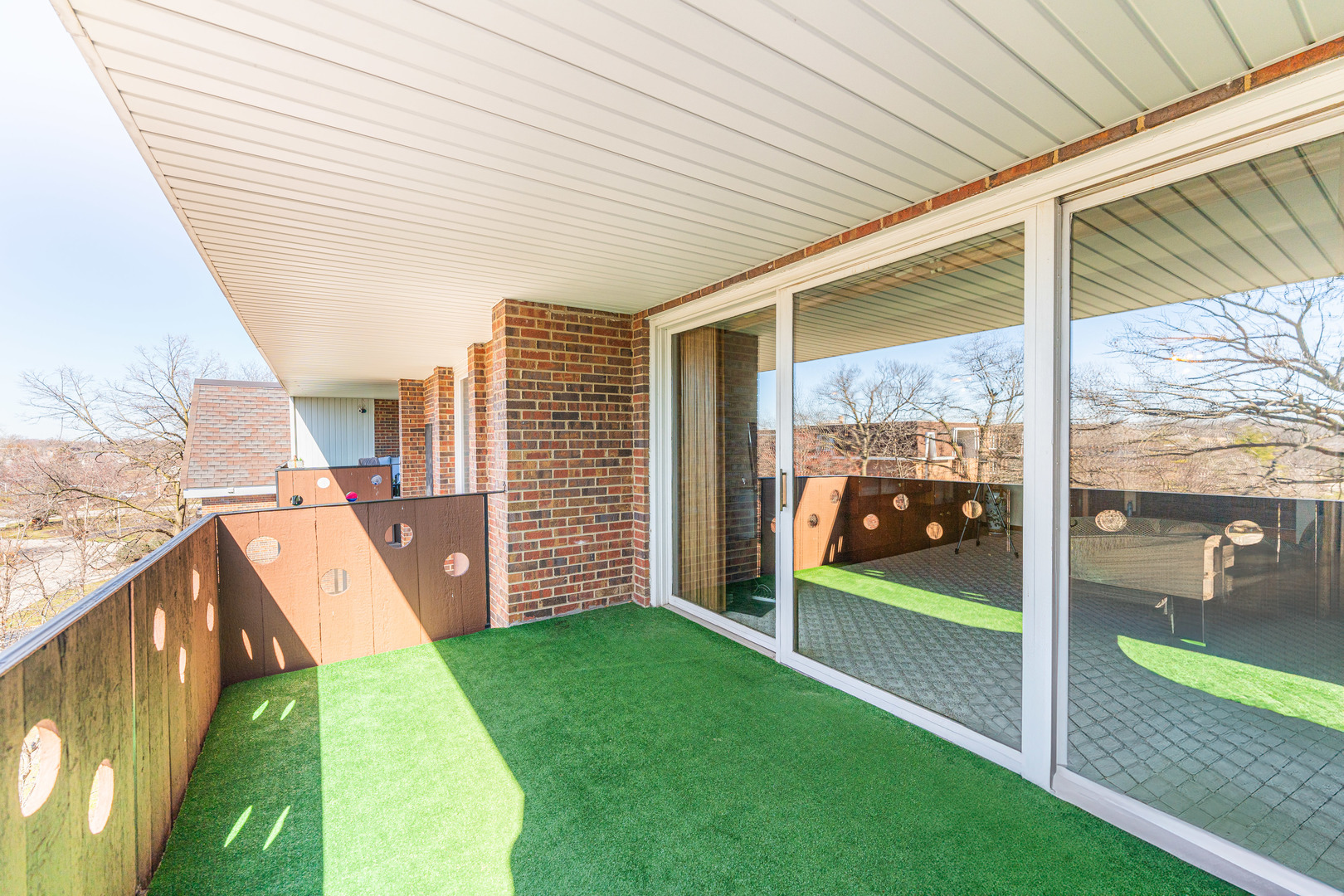 129 S Spruce Avenue Unit: 403
