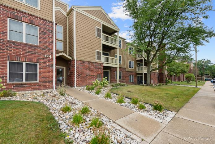 124 Glengarry Drive Unit: 302