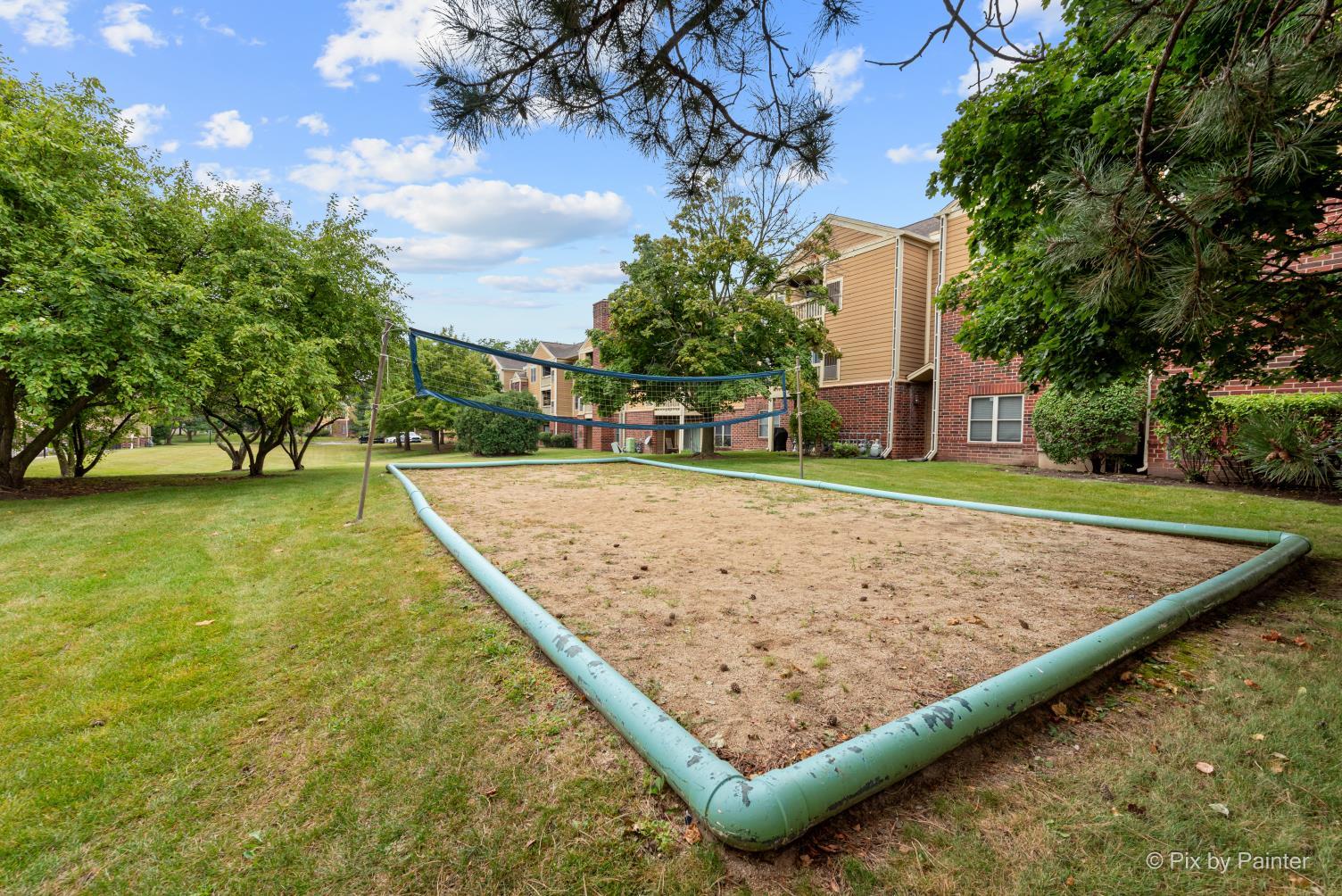 124 Glengarry Drive Unit: 302