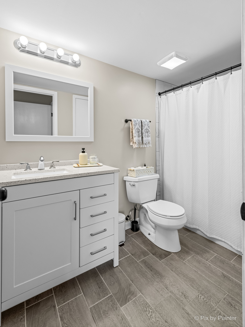 124 Glengarry Drive Unit: 302