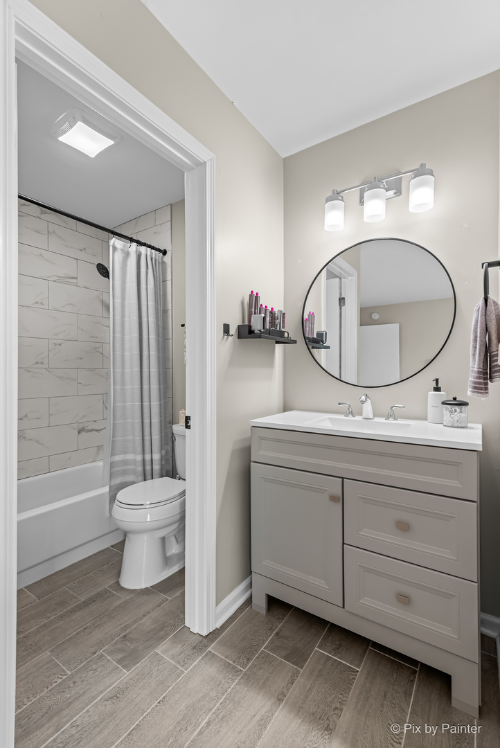 124 Glengarry Drive Unit: 302