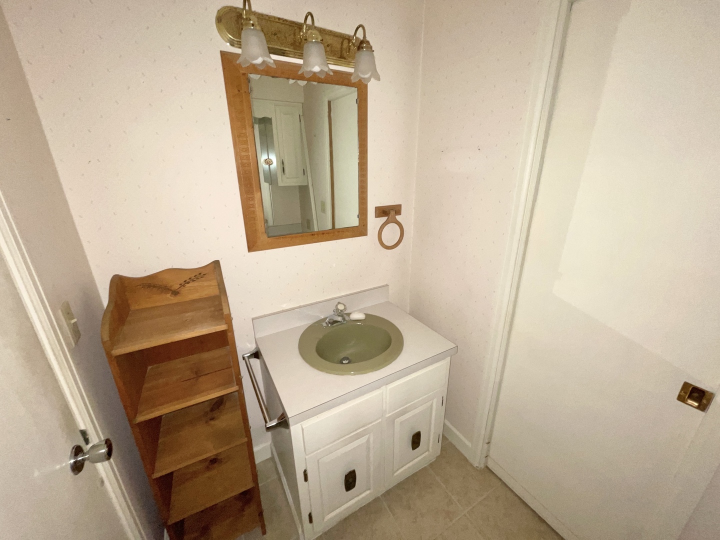 844 Village Quarter Road Unit: C