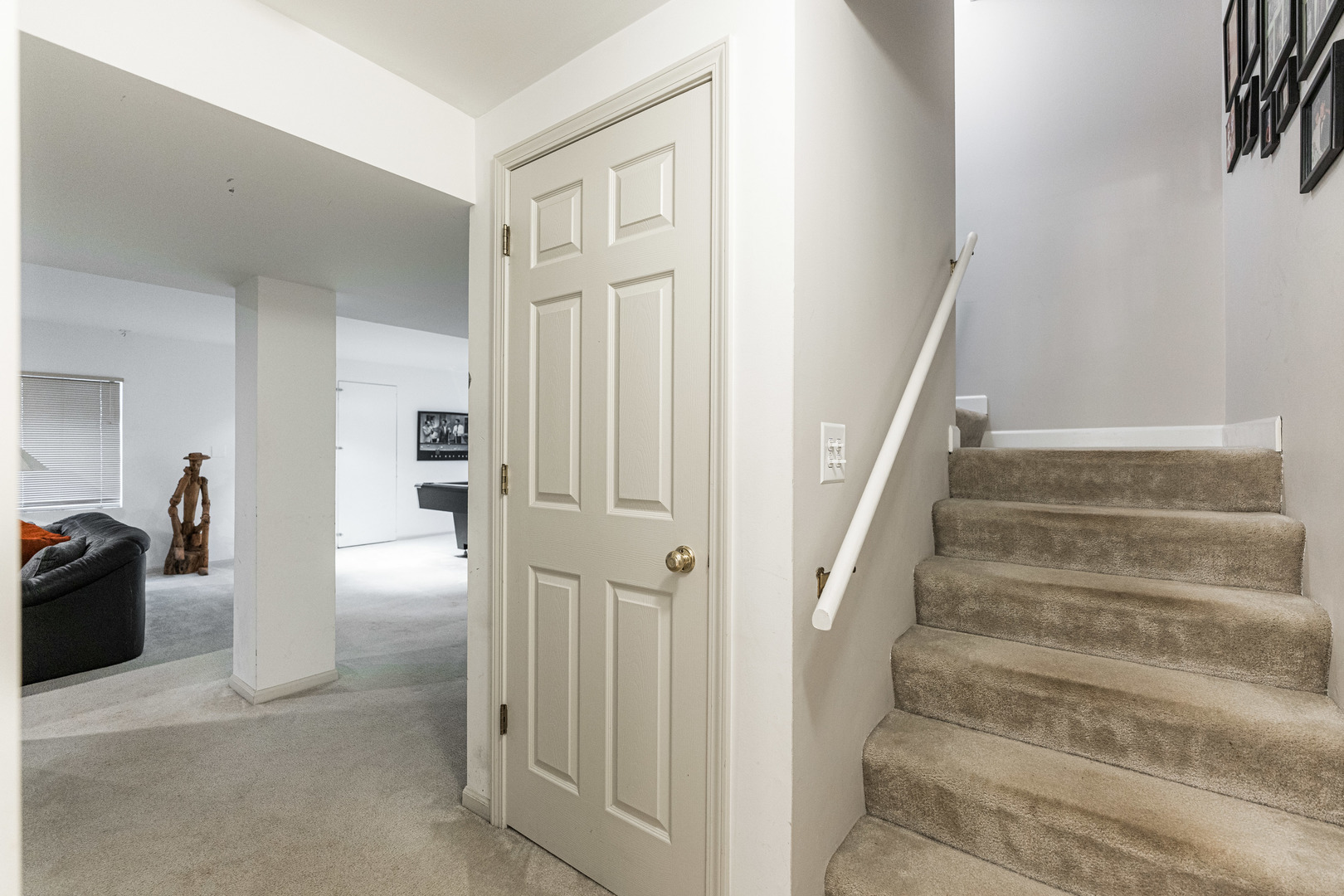 408 W Parkside Drive