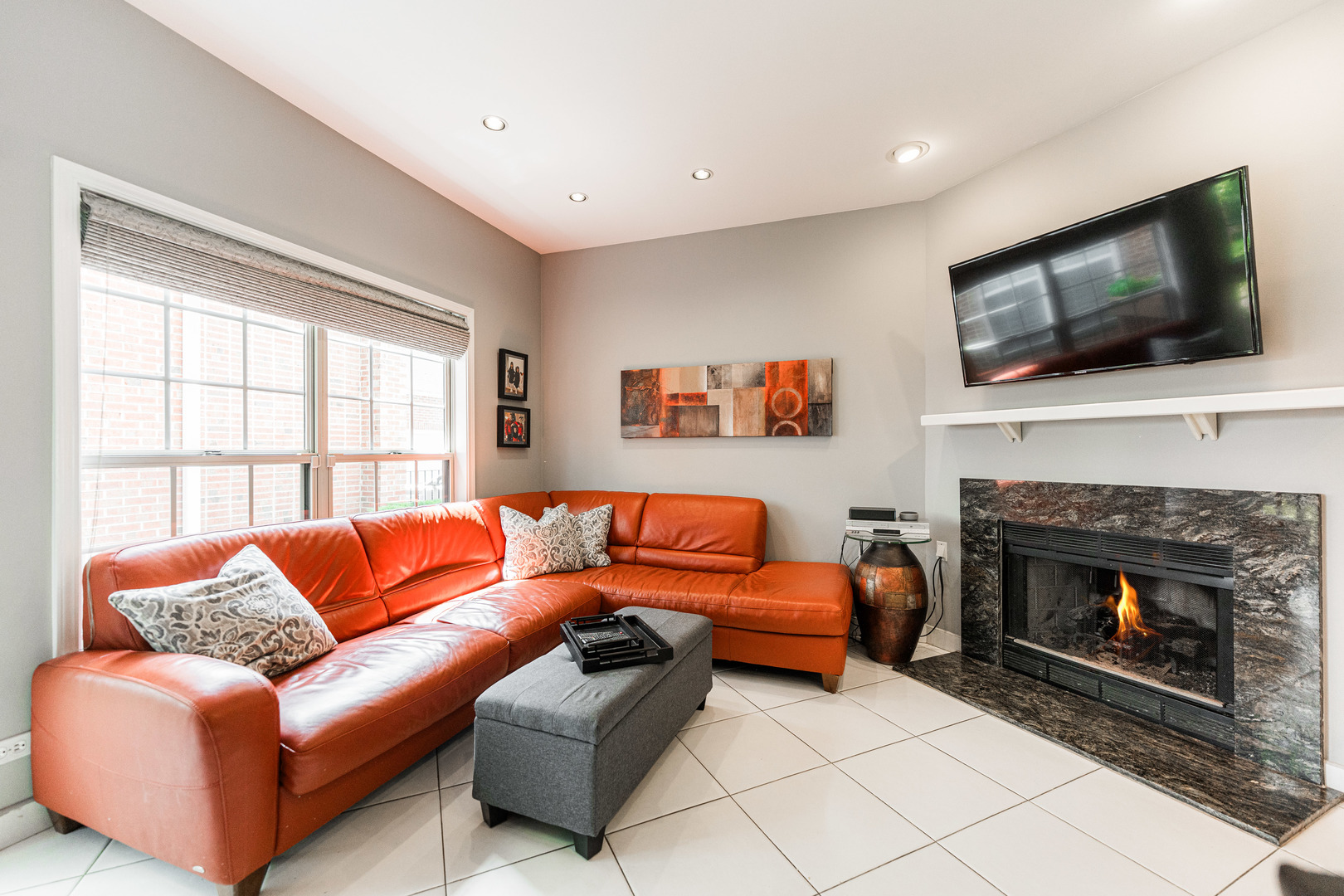 408 W Parkside Drive