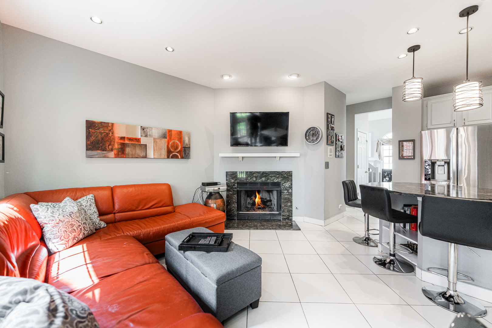 408 W Parkside Drive