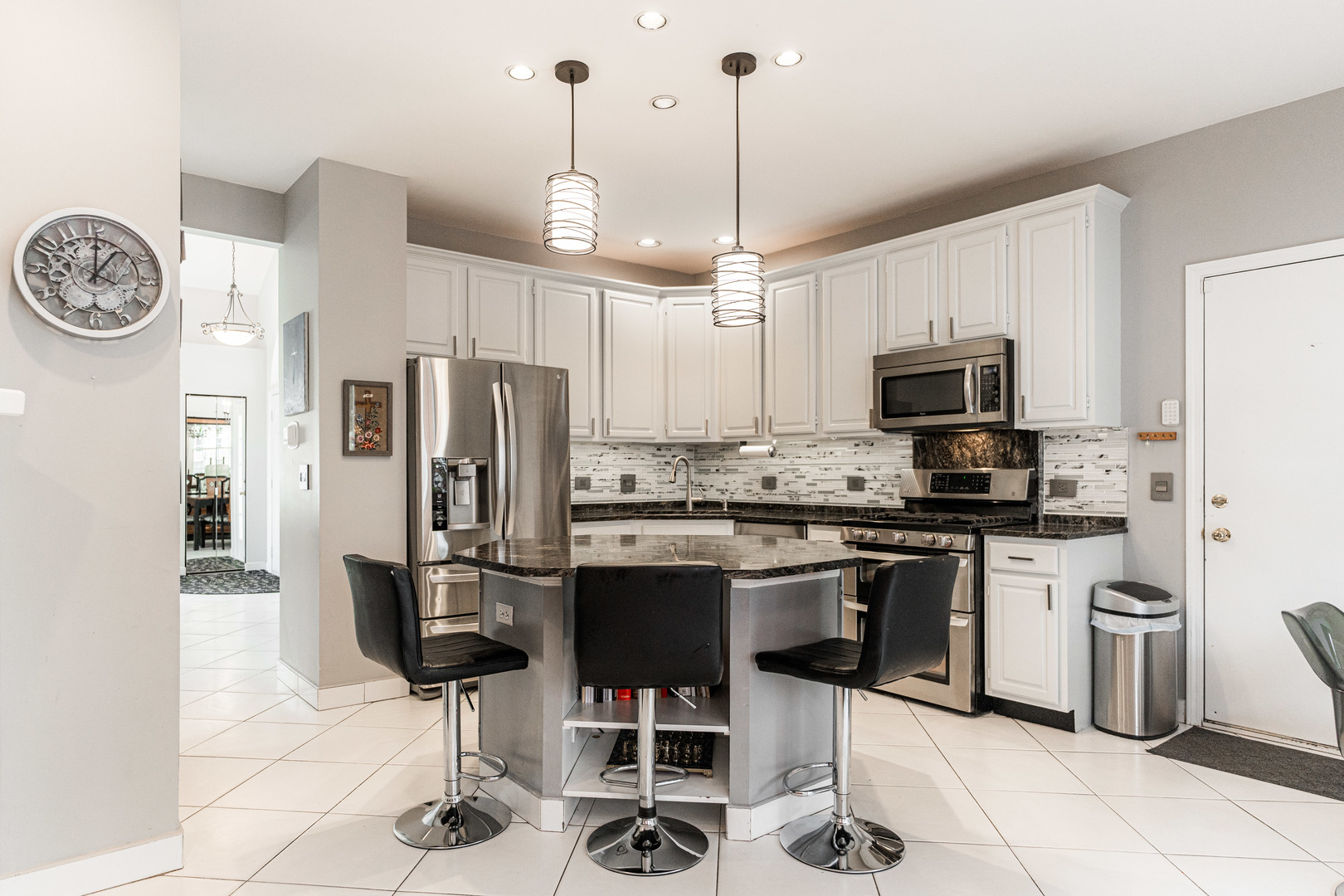 408 W Parkside Drive