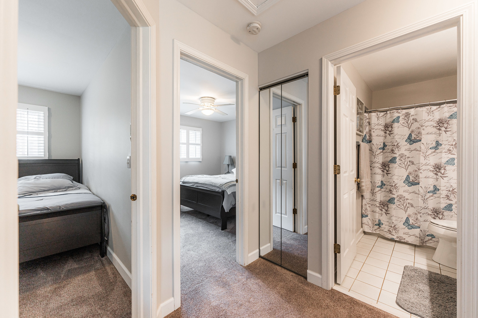 408 W Parkside Drive