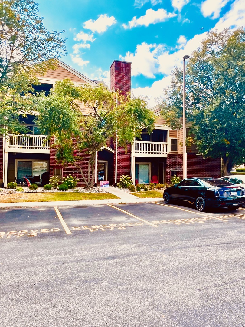 104 GLENGARRY Drive Unit: 108