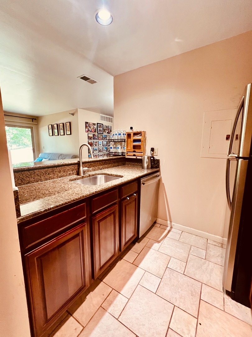 104 GLENGARRY Drive Unit: 108