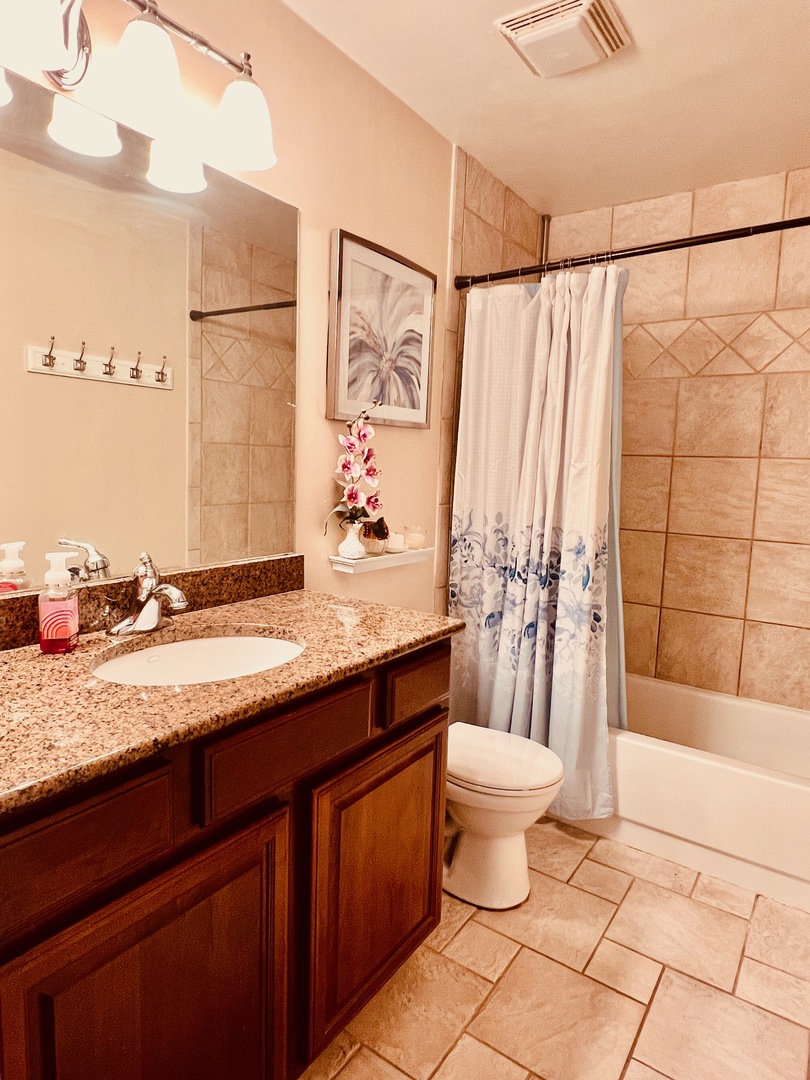 104 GLENGARRY Drive Unit: 108