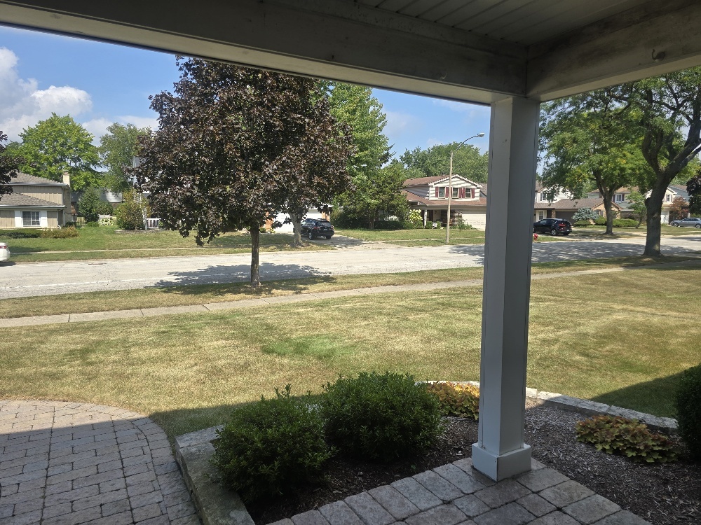 303 E Carpenter Drive