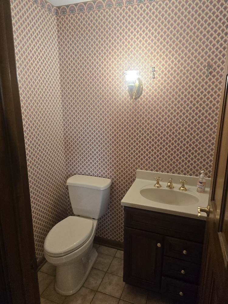 303 E Carpenter Drive