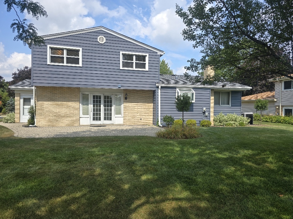 303 E Carpenter Drive