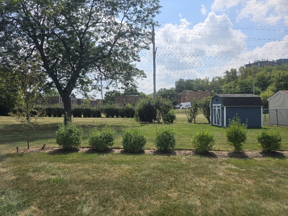 303 E Carpenter Drive