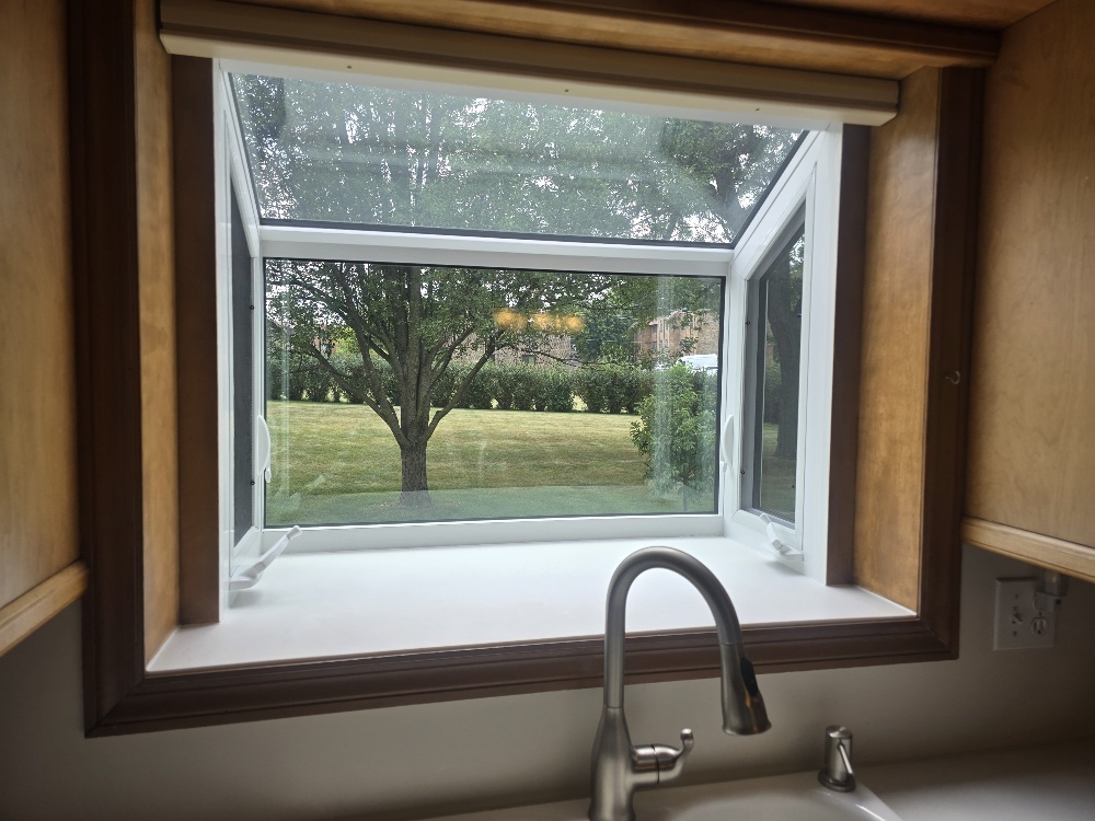 303 E Carpenter Drive