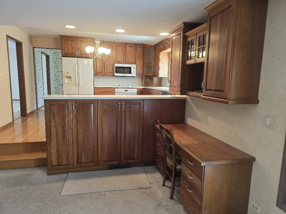 303 E Carpenter Drive