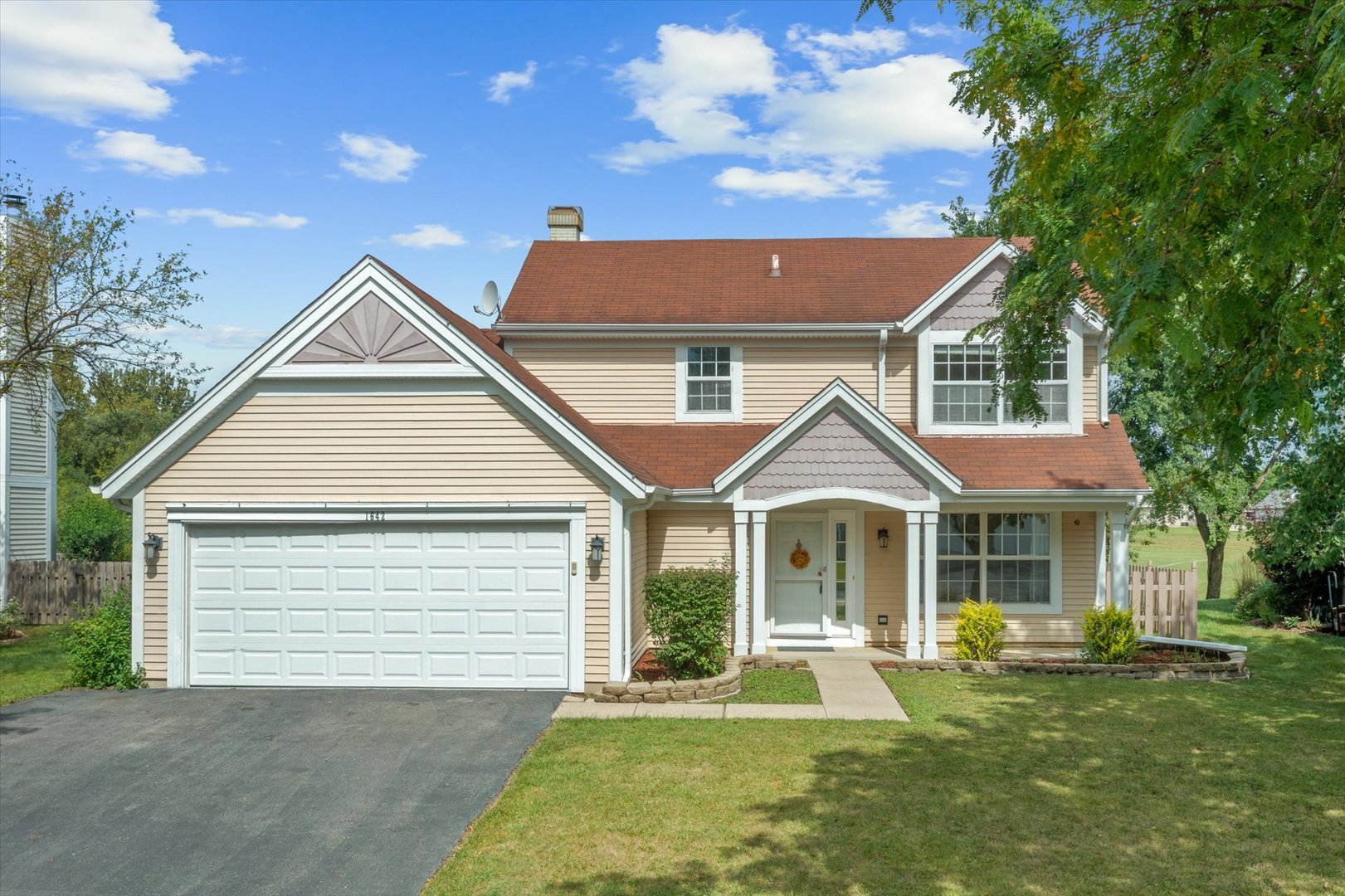 1642 Penny Lane