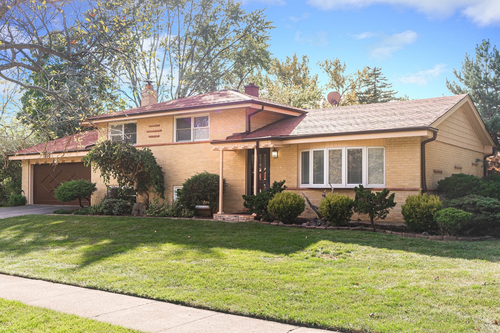 1800 N Iris Drive