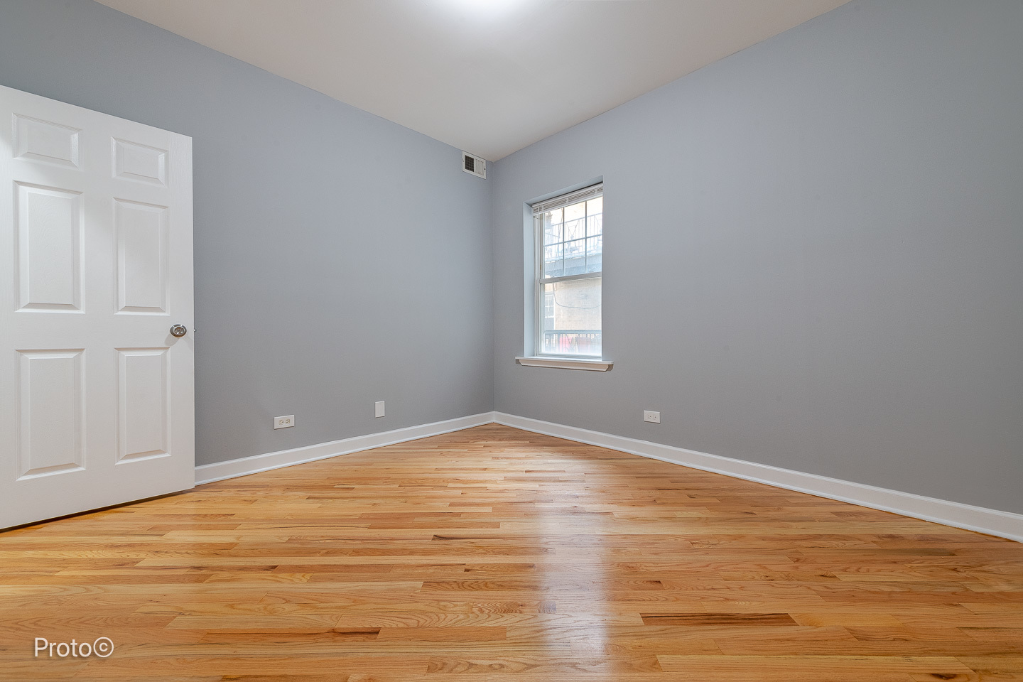 2412 W Bryn Mawr Avenue Unit: 1N