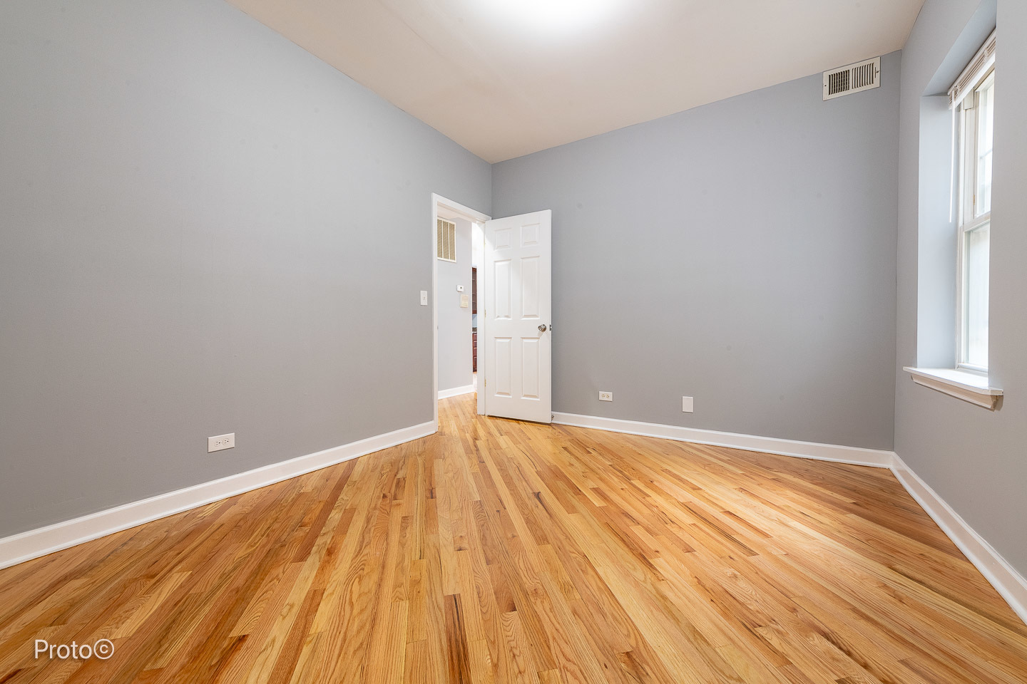 2412 W Bryn Mawr Avenue Unit: 1N