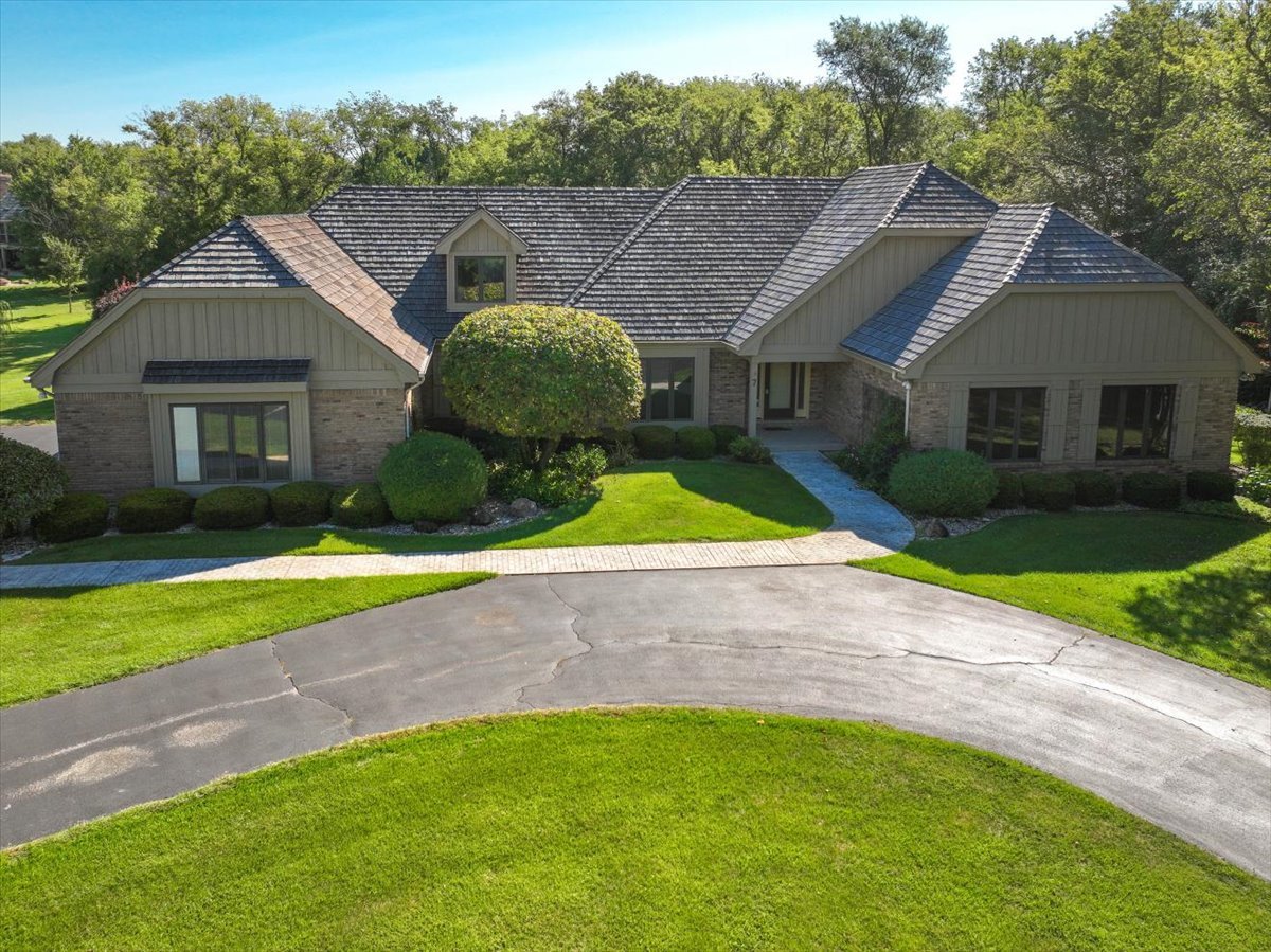 7 Windsor Court