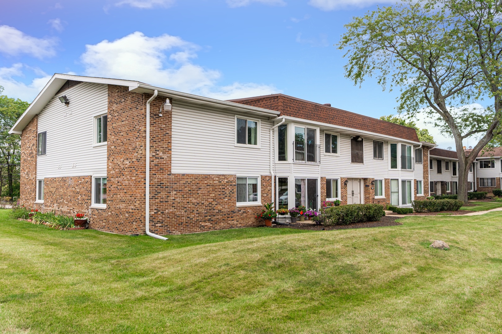 2821 Hobson Road Unit: 8