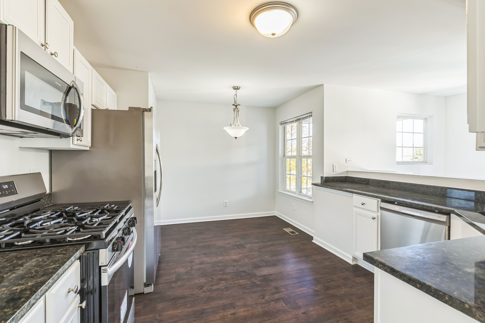409 Newport Circle