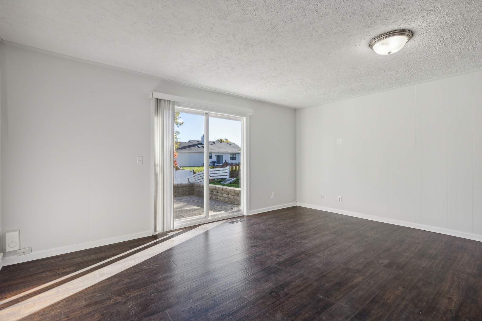 409 Newport Circle