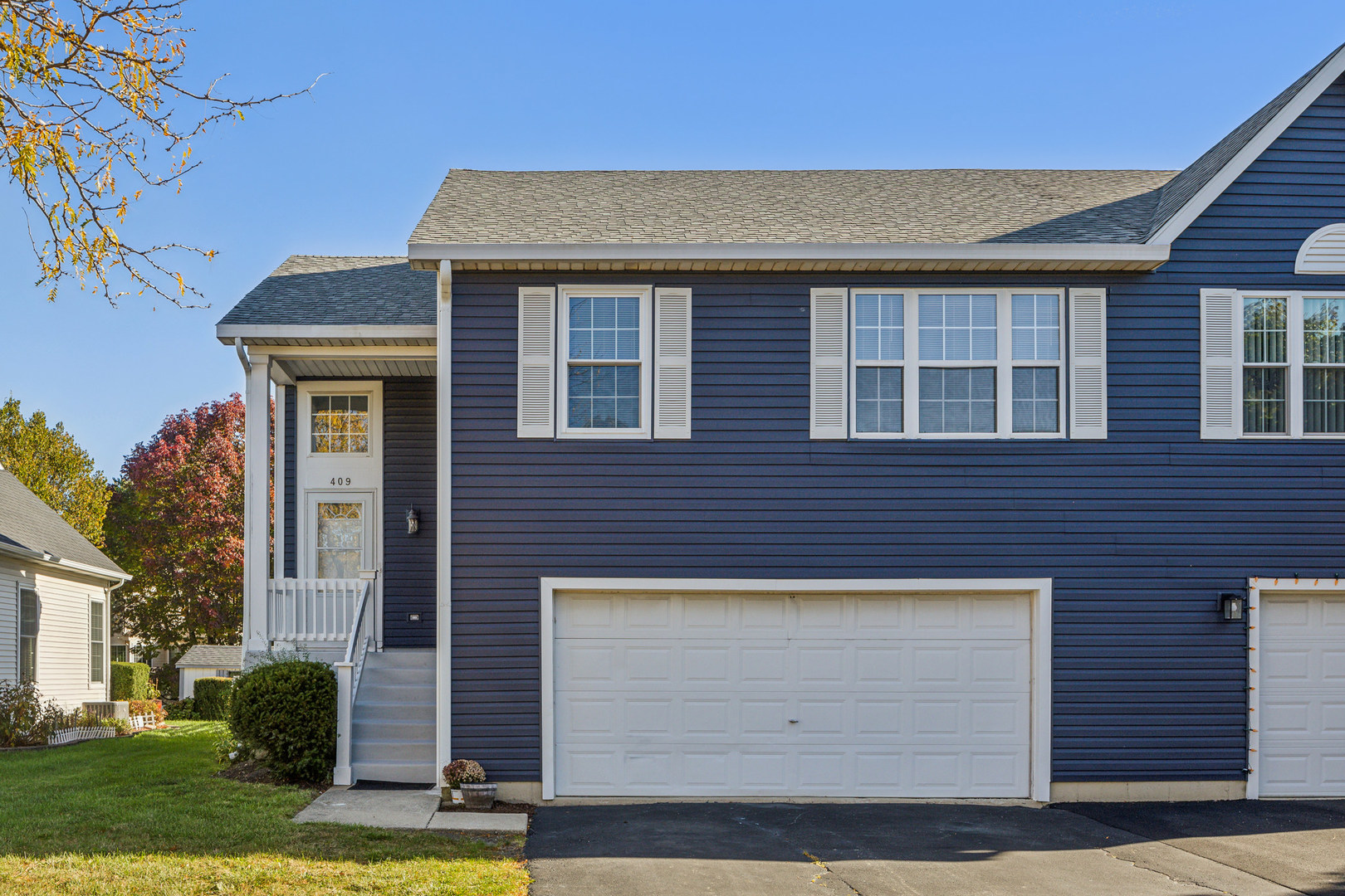 409 Newport Circle