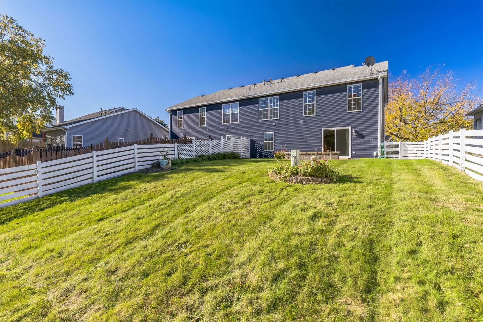 409 Newport Circle