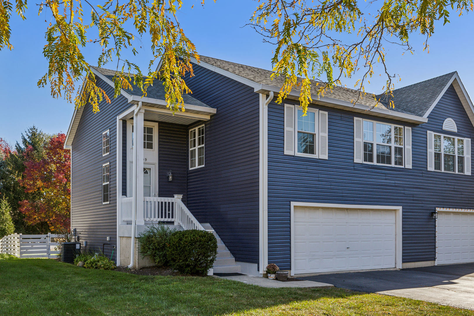 409 Newport Circle