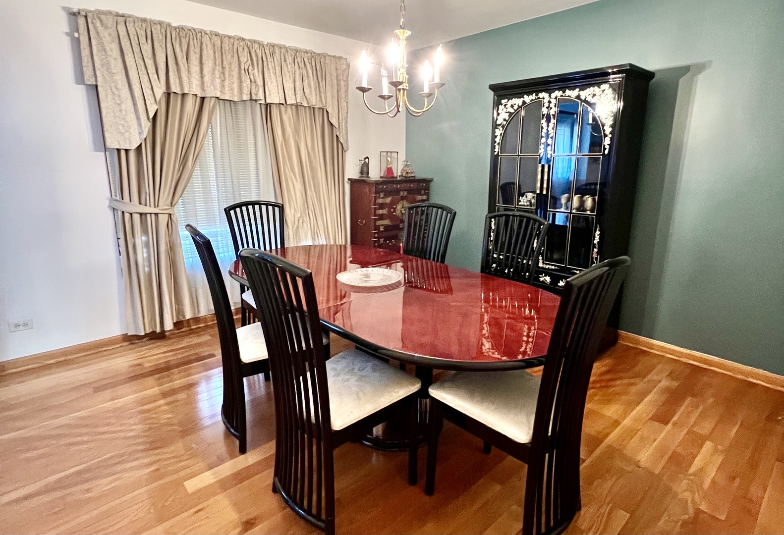 212 Hackberry Drive
