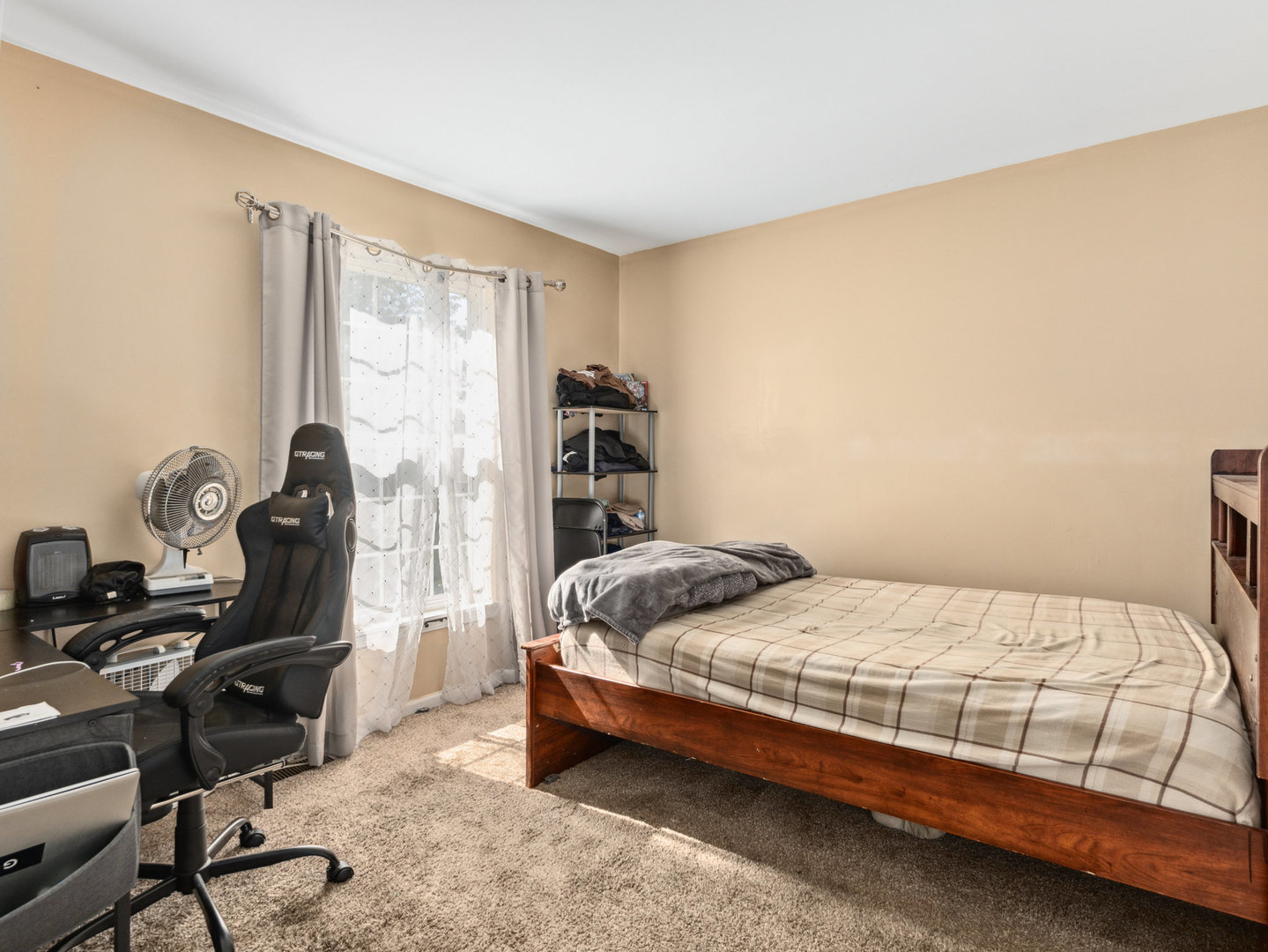 1031 Spinnaker Street